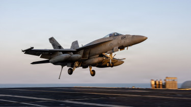 Eszeveszett rombolásba kezdett Irán, Trump nyilatkozott a szárazföldi offenzíváról, lángba borítja Izrael Iránt - Híreink az iráni konfliktusról pénteken