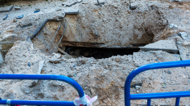 Hatalmas lyuk került elő a költségvetésben: három nagy állami projekt is fedezet nélkül maradhatott
