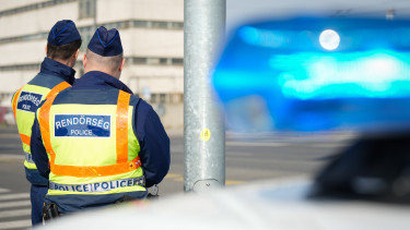 Vérfagyasztó történet a volt magyar rendőrtől: ő maga is bedőlt az átverésnek, milliós összeggel húzták le