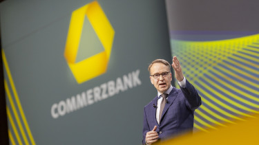 Az UniCredité lett a Commerzbank csaknem fele - Új javaslatokkal állt elő az elnök