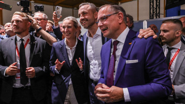 A korábban nemszavazók vitték rekordközelbe az AfD-t