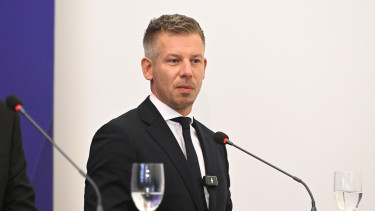 Magyar Péter kiakadt az ügyészségre: botrányos, hogy csak a kisrendőröket hallgatták ki az aranykonvojügyben