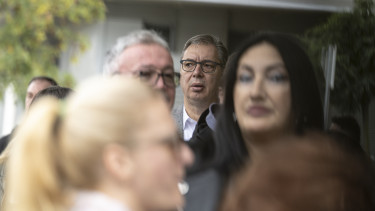 Kilenc év után távozhat Szerbia éléről Vučić: megkezdődtek a választások
