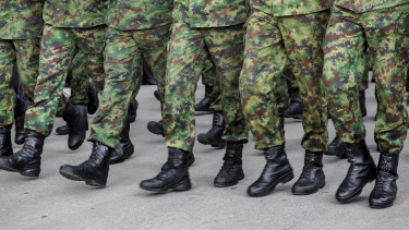 Evakuálnak: nagy a baj, be kellett vetni a hadsereget