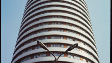 Látványos szakaszban a Körszálló bontása: képek!