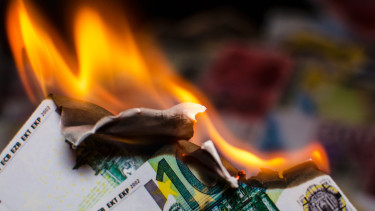 Belobbant az inflációs félelem, mégis a dolgozók húzhatják a rövidebbet