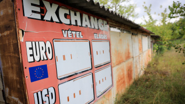 Titokban pörögtek a százmilliók a magyar cégnél: kőkeményen lecsapott a hatóság