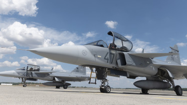 Gripen-baleset: az utolsó pillanatig próbálta menteni a pilóta a 30 milliárd forintos gépet