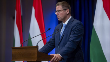 Vadonatúj részletek jöttek az Otthon Start Programról - Élőben a Kormányinfóról 