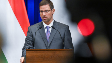 Holnap jönnek a kormány bejelentései