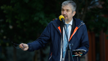 Feljelentést tett Hadházy Ákos: gigantikus tőzsdei csalásról beszél
