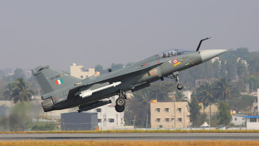 Történelmi pillanat: jönnek a Tejas Mark-1A vadászgépek az IAF-hoz, de még ez is kevés lehet