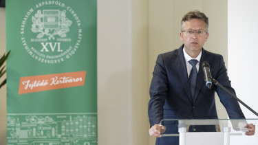 Bevonult volna Hankó Balázs az ügyészségre, de az utolsó pillanatban váratlan dolog történt