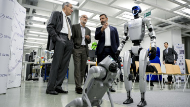 Magyarország is beszállna az egyik legdinamikusabban fejlődő iparágba, ami forradalmasíthatja a munkavégzést a jövőben