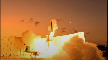 Tűzben edzett csúcsfegyverrel bővíti arzenálját az európai hatalom - Most helyezik először üzembe a kontinensen az Arrow 3-ast