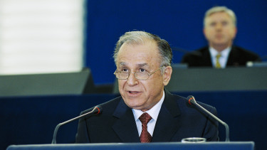 Meghalt a demokratikus Románia első államfője