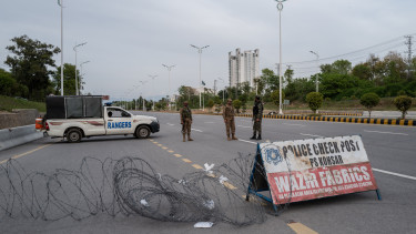 Hamarosan kezdődnek a béketárgyalások, Irán erősítést kaphat - Híreink a közel-keleti háborúról szombaton
