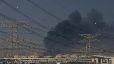 Meghalt Irán legfőbb vezére, elindult a megtorlás, Irán szétbombázza Dubajt - Percről percre tudósításunk az iráni háborúról
