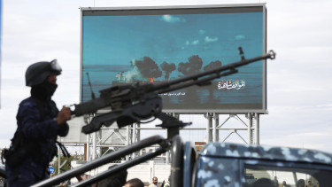 Csatlakozott a háborúhoz Irán szövetségese: ez pedig még tovább mélyítheti a gazdasági krízist