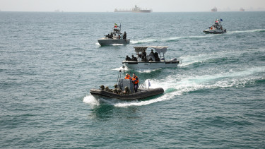 Egyetlen videó megmutatja, hogyan fojtották meg a világ olajkereskedelmének legfontosabb útvonalát