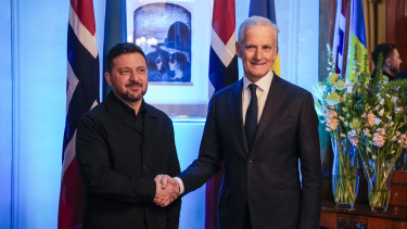 Most már hivatalos: több ezer milliárd forintyi támogatást ad Ukrajnának az európai ország, befogadja a dróngyártást is