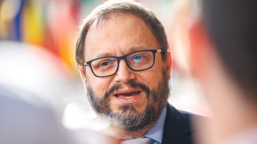 Új pozíciót hirdetett meg Kármán András, elindult a nyílt pályázat