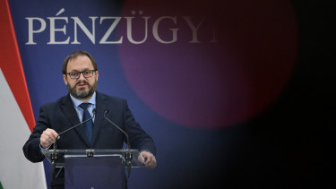 Kármán András bemondta: nem rohan a kormány az euró előszobájába