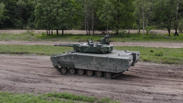 Hamarosan kiderül, mit tud az orosz hadsereg ellen a szupermodern KF41 Lynx páncélos