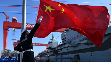 A keleti nagyhatalom dimenziót ugrott a tengeri hadviselésben: jön a világ legnagyobb partraszálló hajója