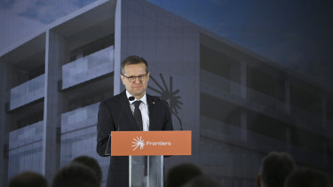 Nyílt levelet írt Krausz Ferenc: teljes átvilágítást kér, megegyezést keres