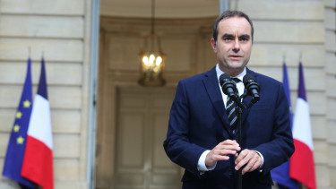 Megadóztatná a szupergazdagokat a francia kormány