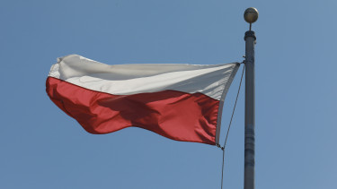 Lengyelország ideiglenes légtérzárat rendelt el az ukrajnai orosz támadás miatt