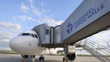Gyanús tárgyat találtak egy német repülőtéren, zavarok támadtak a légi közlekedésben
