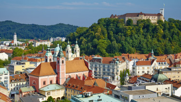 Pattanásig feszült küzdelem Magyarország szomszédjában: kiélezett harcban dől el, lesz-e jobboldali fordulat