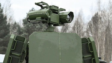 Élesben használt lézerfegyvert Amerika, de hatalmas baki történt - Saját repülőgépét lőtte le a légvédelem