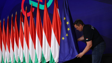 Nem pénz, hanem felzárkózás: a kormányalakítás uniós tétje