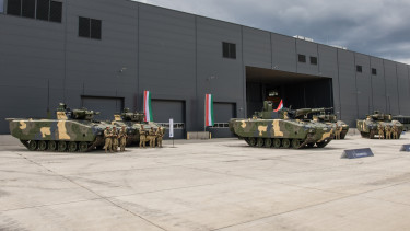 Új esélyt kaphat a magyar hadiipar - 100 millió eurós nagyságrendű üzleti lehetőség jöhet