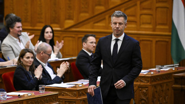 Magyar Péter: már legalább 10 „komolyan vehető” államfőjelöltre van javaslat