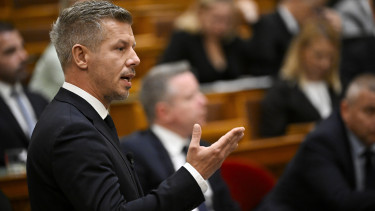 Magyar Péter bejelentette, vagyonosodási vizsgálatra számíthat a politikai elit