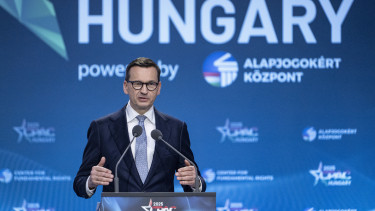 Úgy tűnik, tényleg darabjaira hullik a volt kormánypárt: itt a szakadás, fellázadt több tucat képviselő