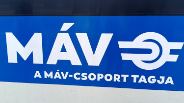 máv vasút mozdony közlekedés vonat máv csoport saját