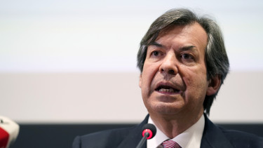 Kiakadt az Intesa Sanpaolo vezére az adóemelési tervek miatt