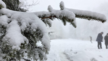 Visszatért a tél Magyarországra - Havazás várható Budapesten is