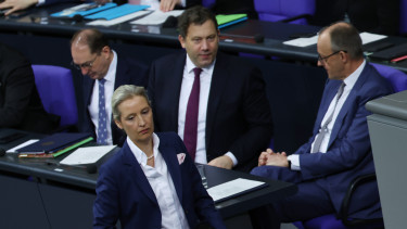 Csúnya lejtmenetbe kezdtek Friedrich Merzék – Már látszik, ki nevethet a végén