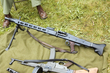 MG42-1