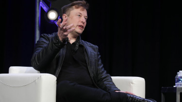 Kiderült: Volodimir Zelenszkij az egyik legmagasabb rangú állami elismerést adta Elon Musknak