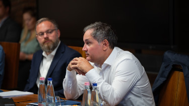 Megjött a kormány új GDP-prognózisa, 1%-ot vár az NGM 2025-re