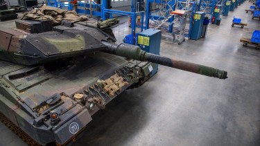 németország-tank-harckocsi-páncélos-fegyverkezés-háború-oroszország-hadiipar