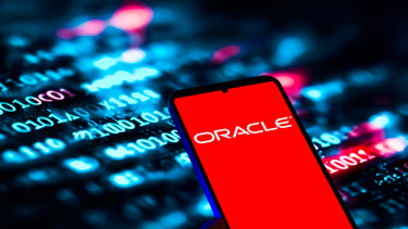 Beszakadt az Oracle árfolyama, ez húzza le a világ tőzsdéit