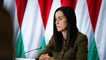 Ukrajna helyzetéről egyeztethetett Orbán Anita a NATO-vezérrel